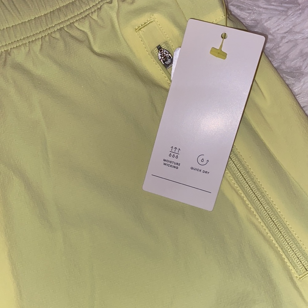 All In Motion Neon Yellow 7” Shorts - Picture 2 of 7